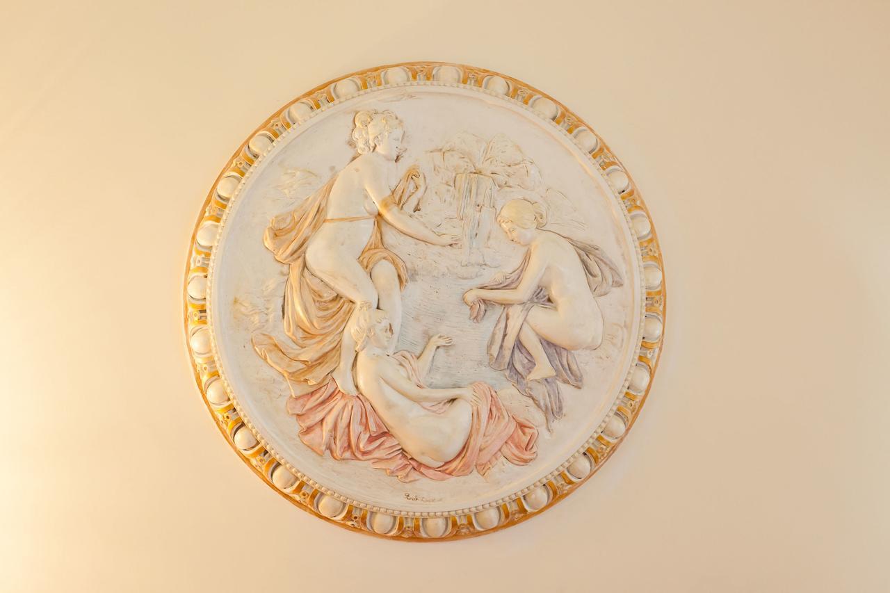 Single Room,989106334:JPEG